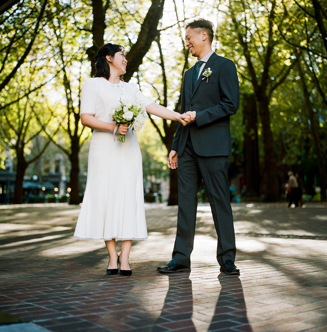 009-seattle-elopement-courthouse-wedding-photographer