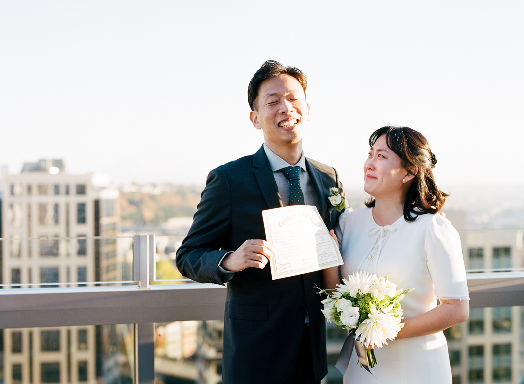 045-seattle-elopement-courthouse-wedding-photographer